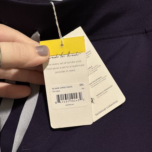 Figs Purple Scrub Set Casma Top Kade Cargo Pants NEW Size XXL - Picture 11 of 13
